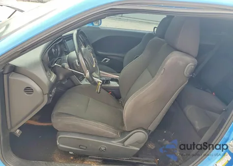 2015 Dodge Challenger Sxt z USA, uszkodzony, nr VIN 2C3CDZAT7FH782806